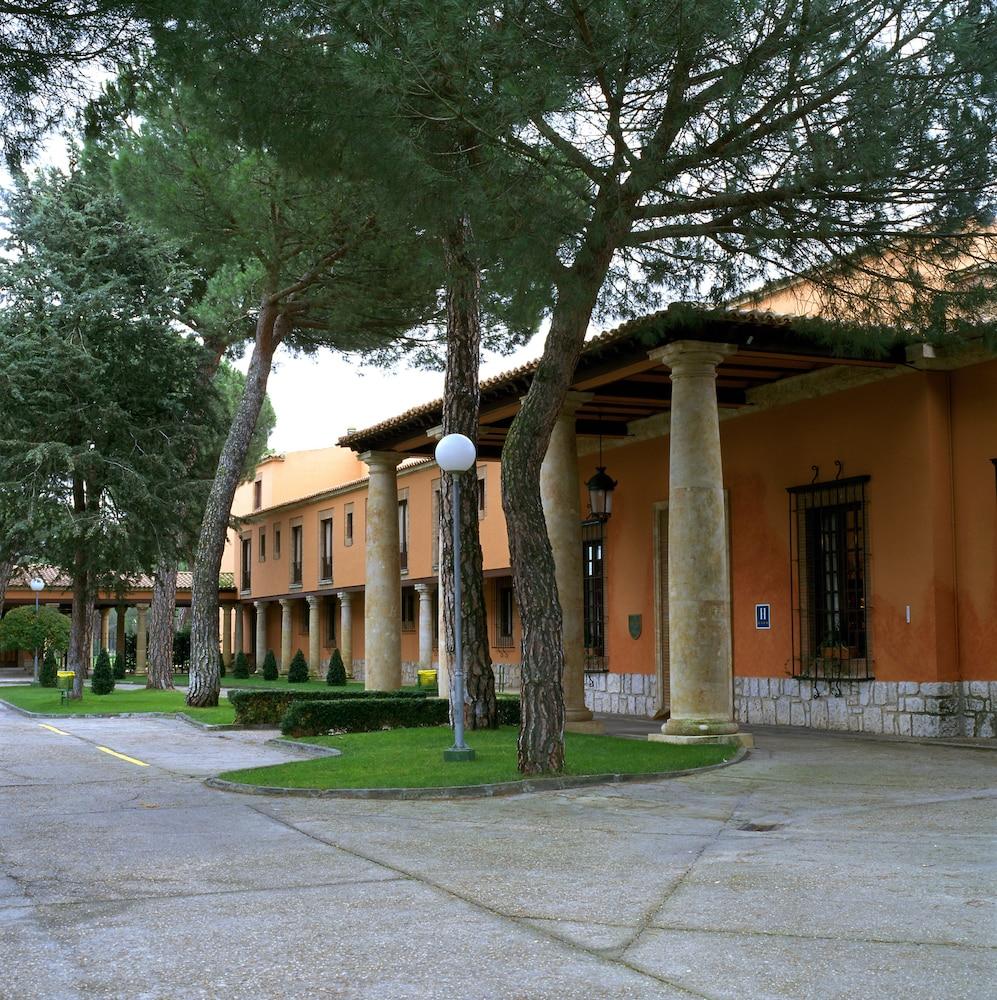Parador De Tordesilhas Exterior foto